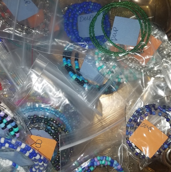 10 Assorted Beaded Chains - Picture 2 of 4